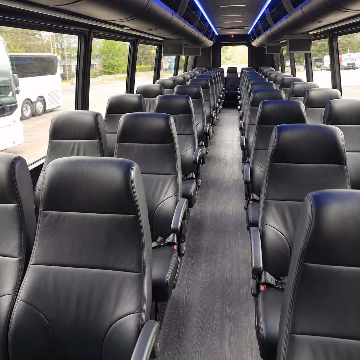 airport transfers between bdl naugatuck and southbury
